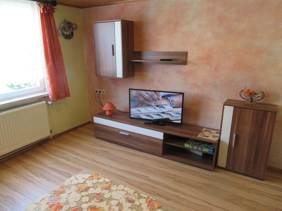 Ferienwohnung Sommer ฟรีดริคสบรุนน์ ภายนอก รูปภาพ